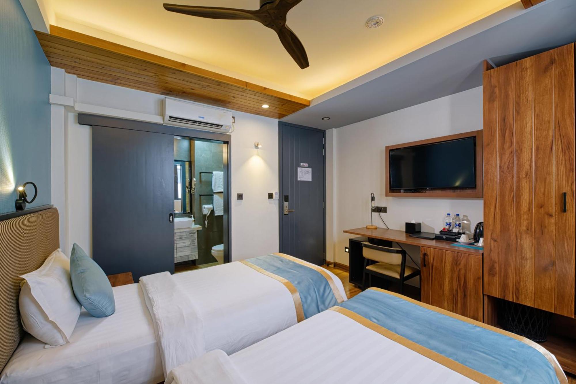 H78 Veli Hotel Hulhumale Exterior photo